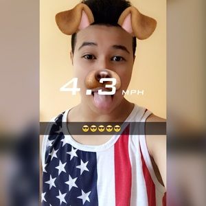 Meet your Posher, Víctor